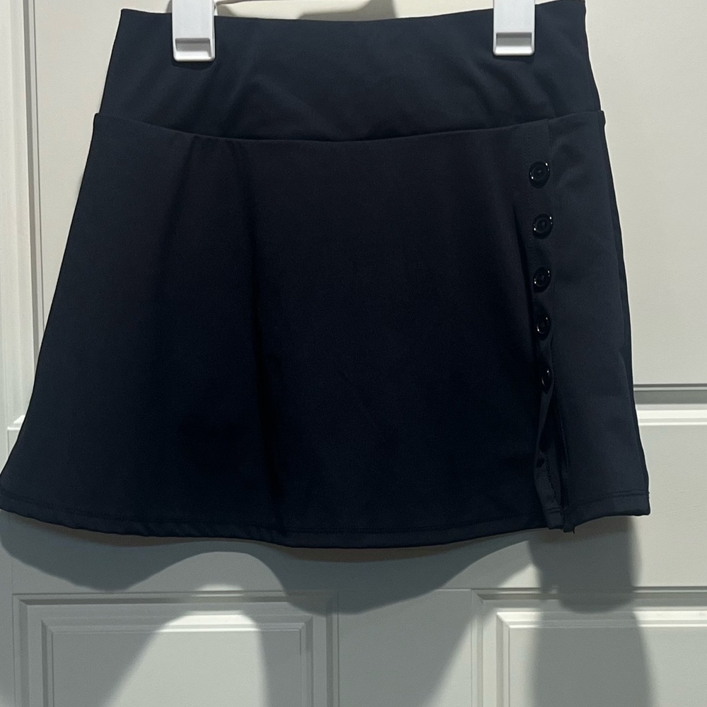 Women’s Mini Tennis or Golf Skirt with pockets- Size Small Never Worn